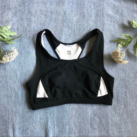north face sports bra with pocket